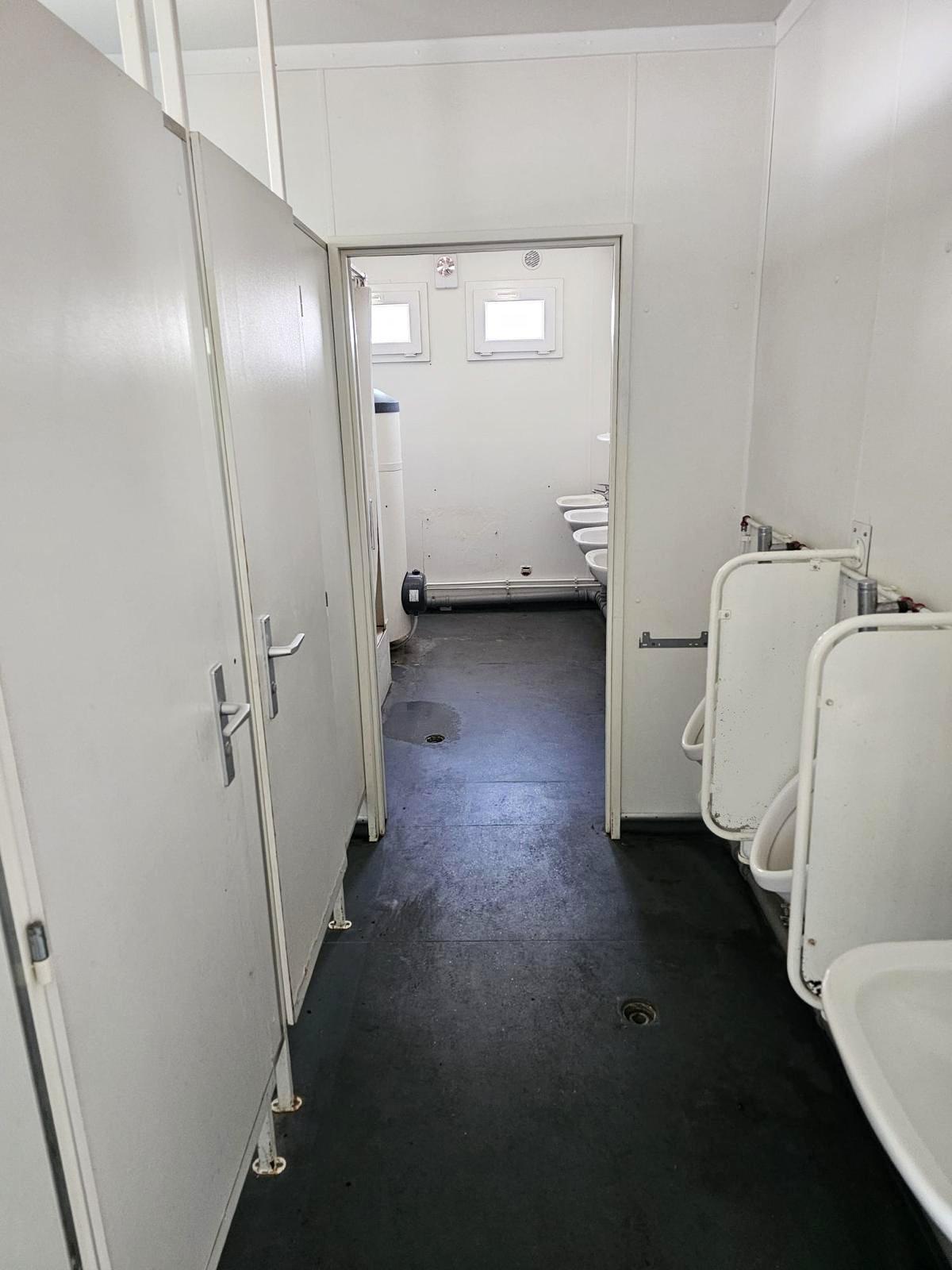 20FT SANITÄRCONTAINER CONTAINER mit Dusche WC gebraucht