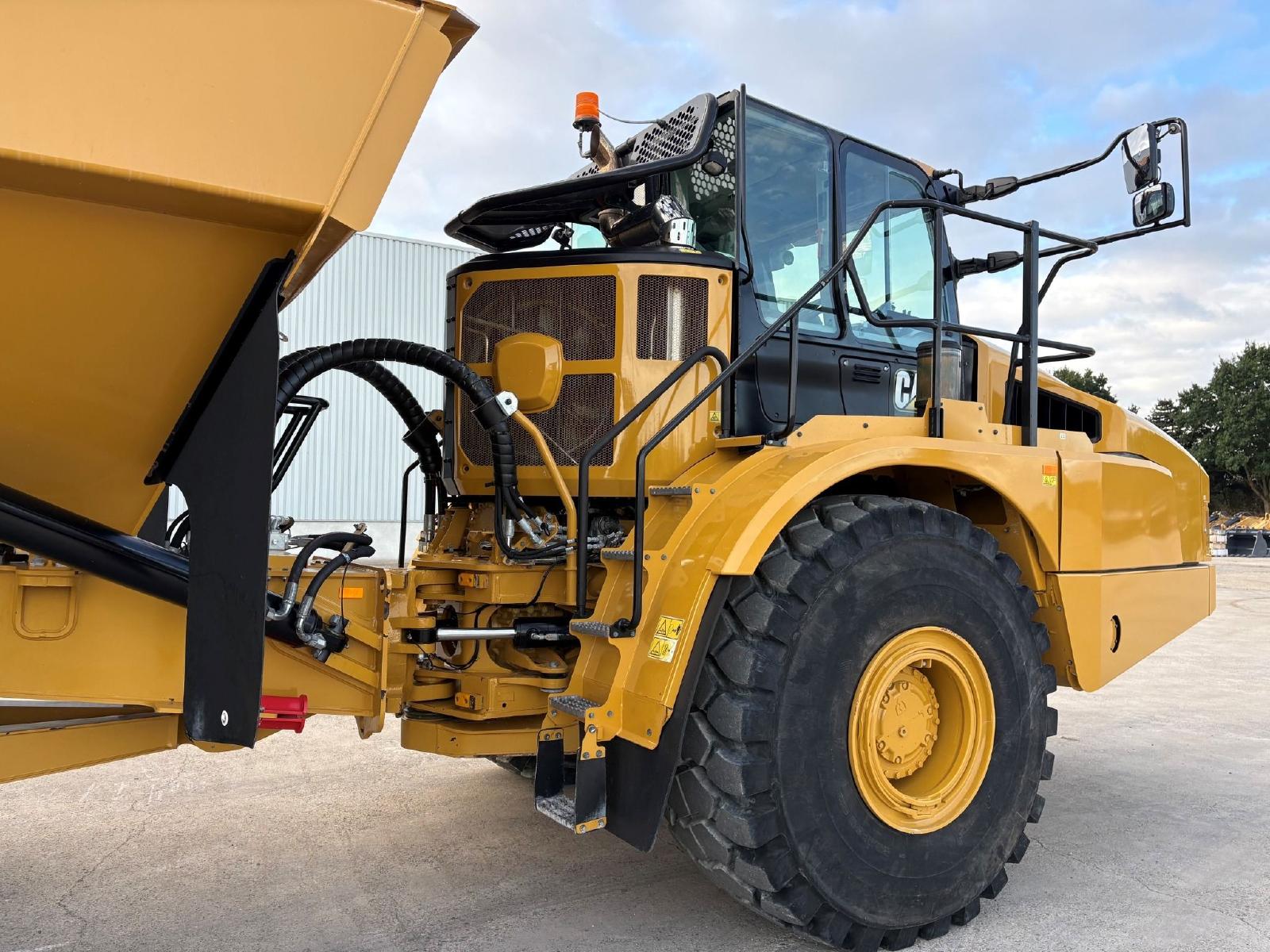 Caterpillar 745, Ansicht 3