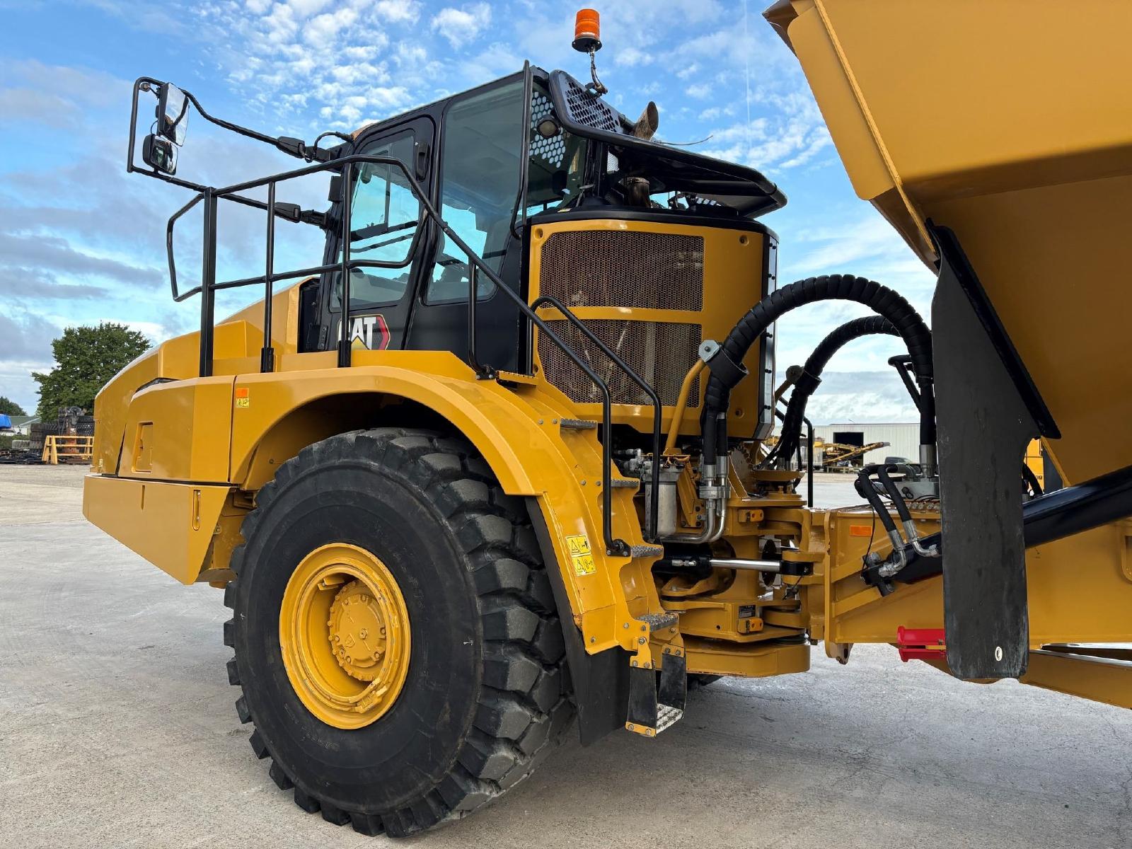 Caterpillar 745, Ansicht 6