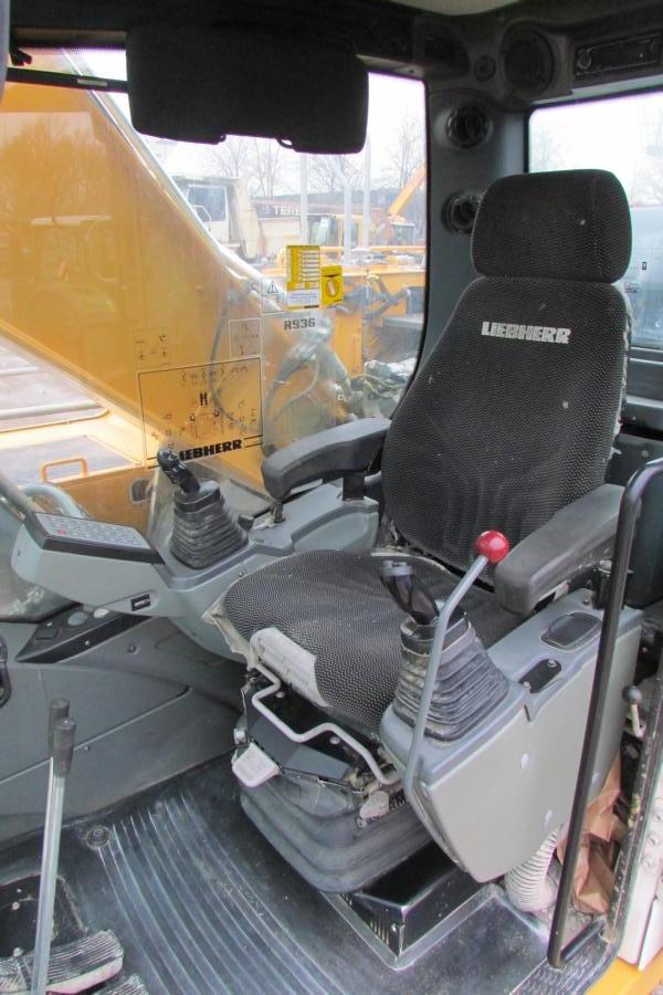 Liebherr R 936 NLC, Ansicht 6